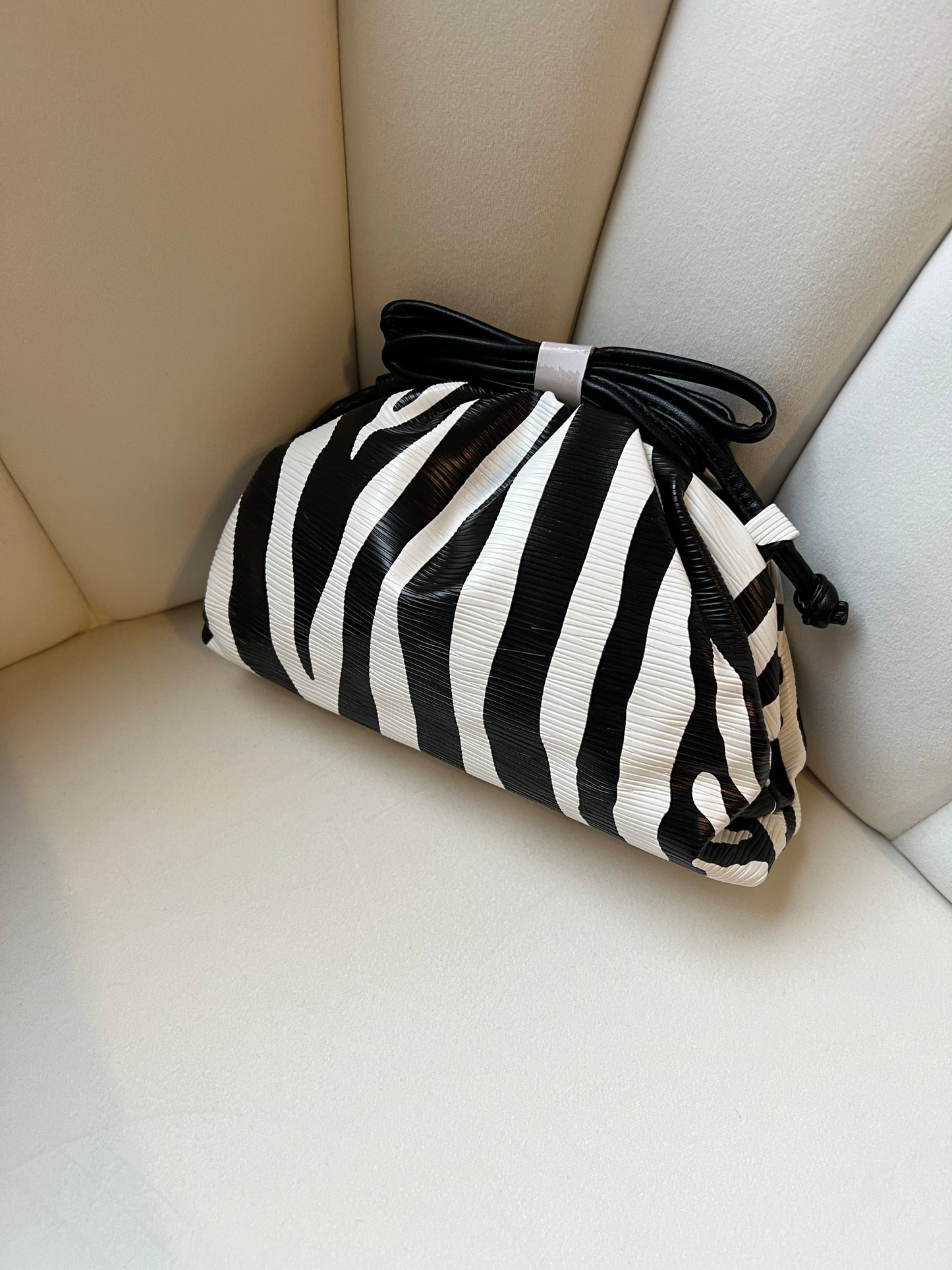 Savage Bag Zebra